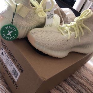 Yeezy 350 V2